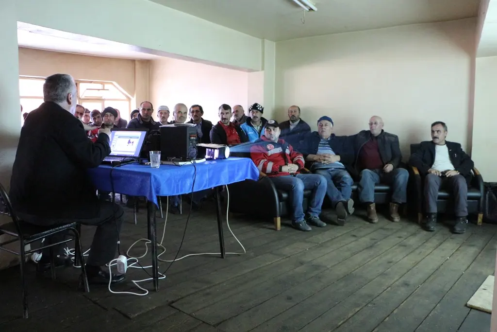 Haber: ORMAN İŞÇİLERİ BİLİNÇLENİYOR - Galeri-1