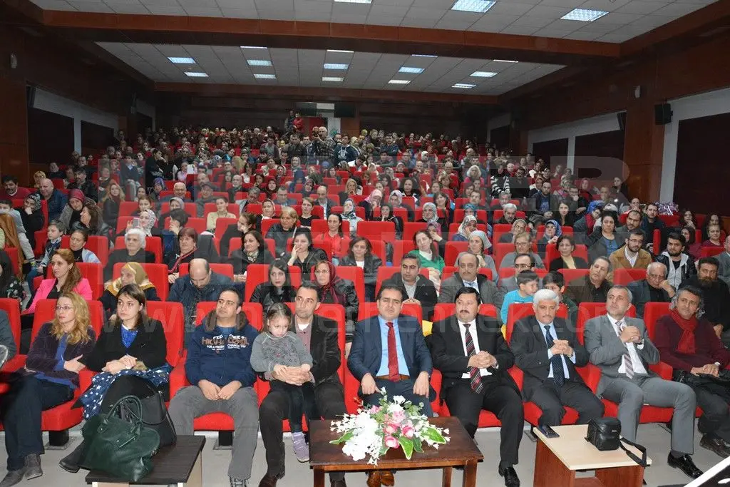 Haber: Hendek’te Türk Halk Müziği Şöleni - Galeri-1