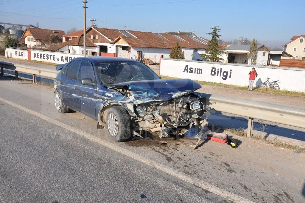 Haber: Akova’da Maddi Hasarlı Kaza - Öne Çıkan