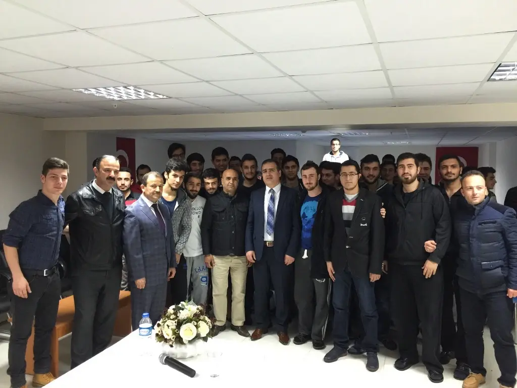 Haber: Kaymakam Akbıyık Öğrencilerle Buluştu - Öne Çıkan