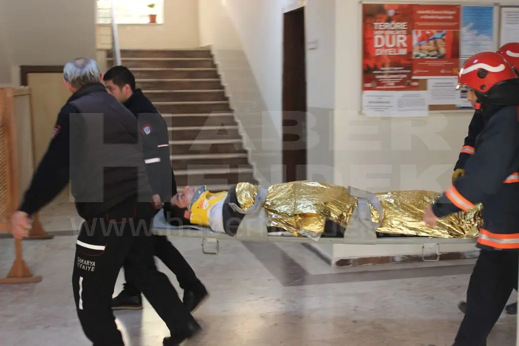Haber: Üniversitede ki Tatbikat Gerçeği Aratmadı - Galeri-3