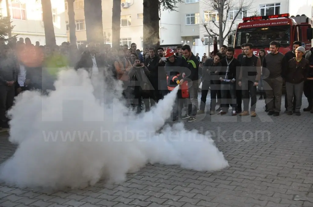 Haber: Üniversitede ki Tatbikat Gerçeği Aratmadı - Öne Çıkan