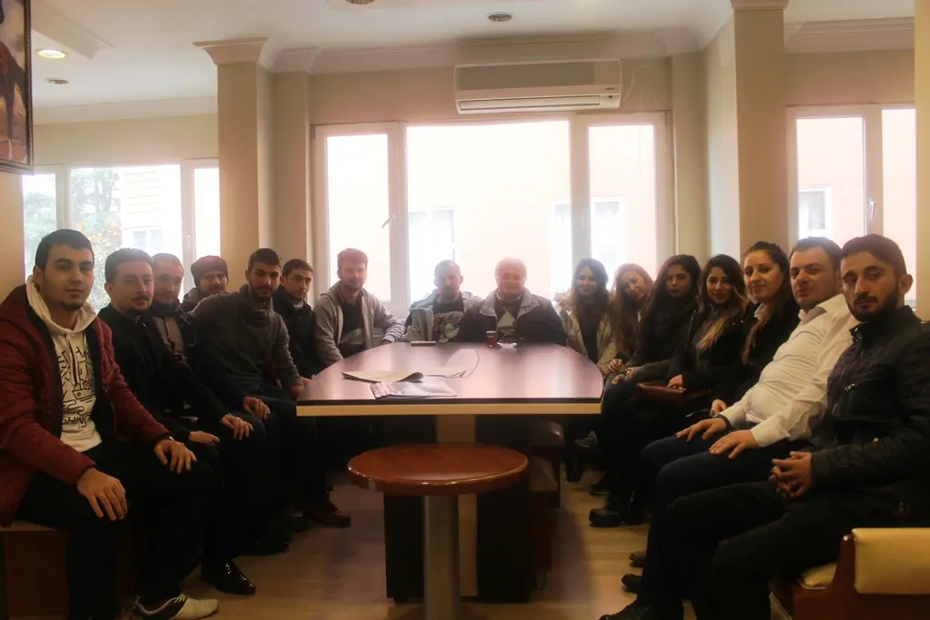 Haber: CHP Gençlik Kolları Kahvaltıda Buluştu‏ - Galeri-1