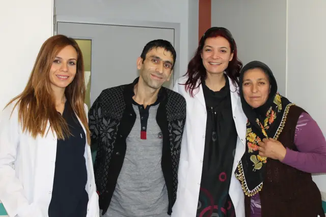 Midesinin % 80’i alındı, yaşama döndü