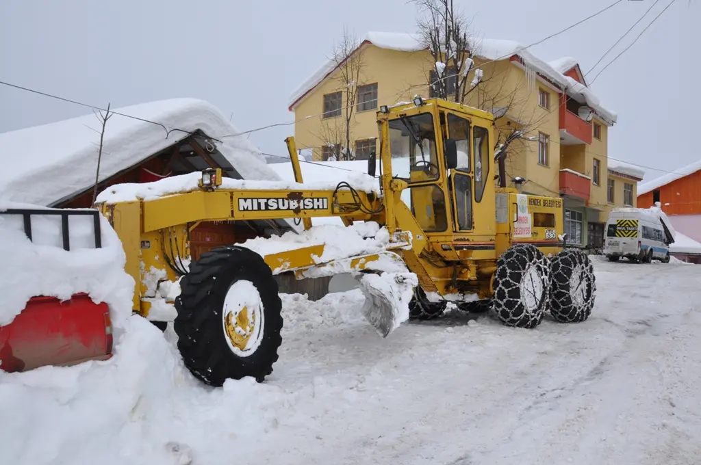 Haber: Kar’la Mücadele Devam Ediyor - Galeri-1