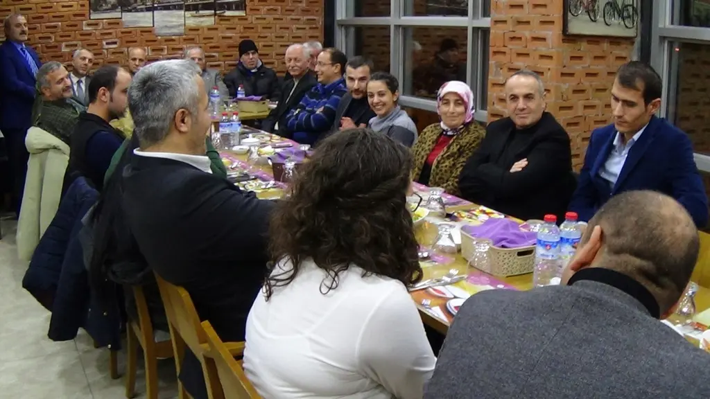 Haber: Haberhendek 8.yılını kutladı - Galeri-9