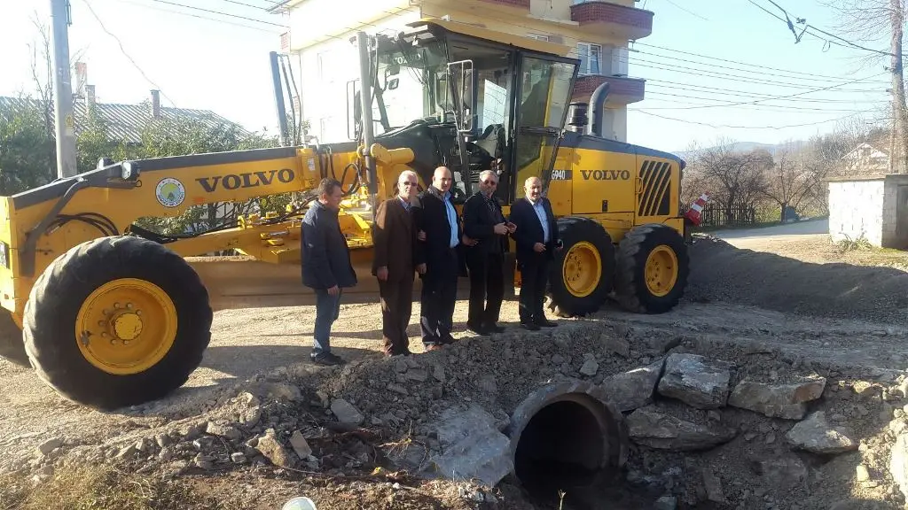 Haber: Bayraktepe’de yol açma ve kanal çalışması - Öne Çıkan