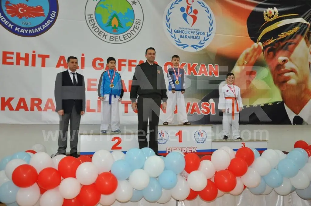 Haber: Gaffar Okkan Turnuvasında Ödül Yağmuru - Galeri-14