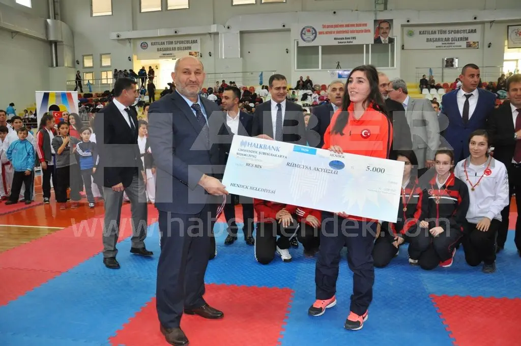 Haber: Gaffar Okkan Turnuvasında Ödül Yağmuru - Galeri-18