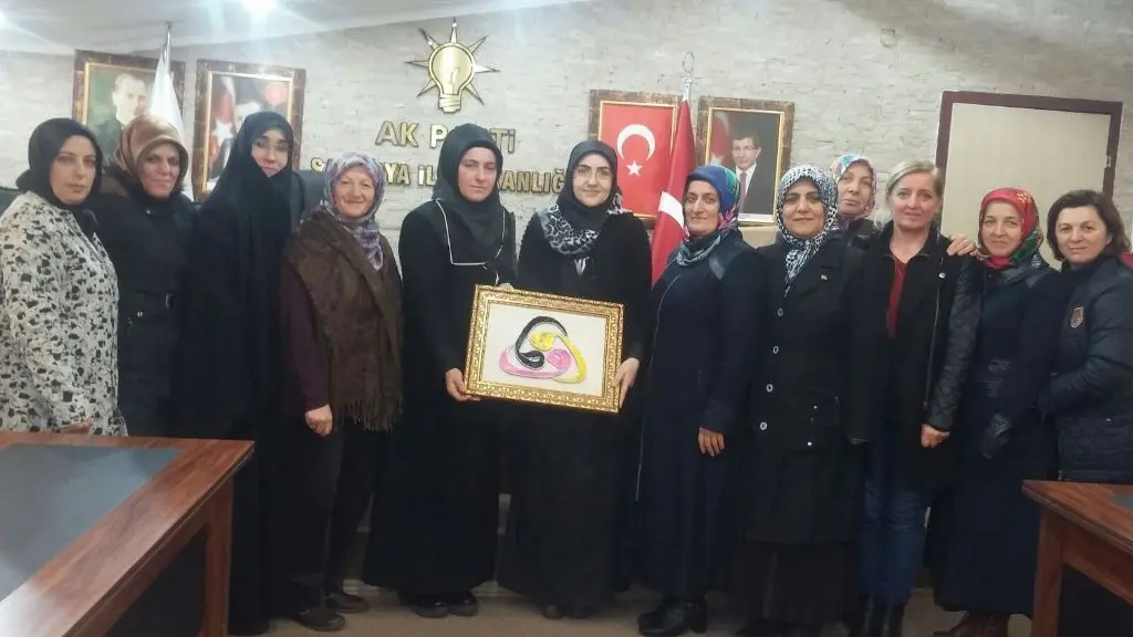 Haber: AK Partili Kadınlardan ziyaret - Öne Çıkan