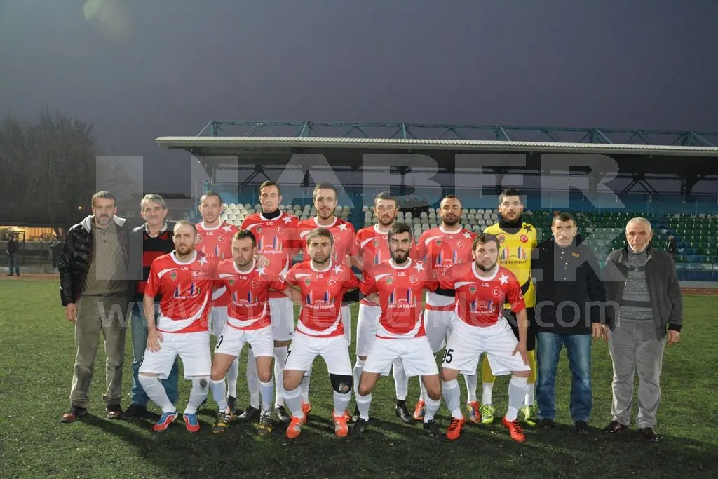 Haber: Hendek Boğazspor dört köşe - Öne Çıkan
