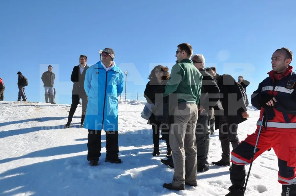 Haber: Bakanlık Heyeti Zirvede - Galeri-2
