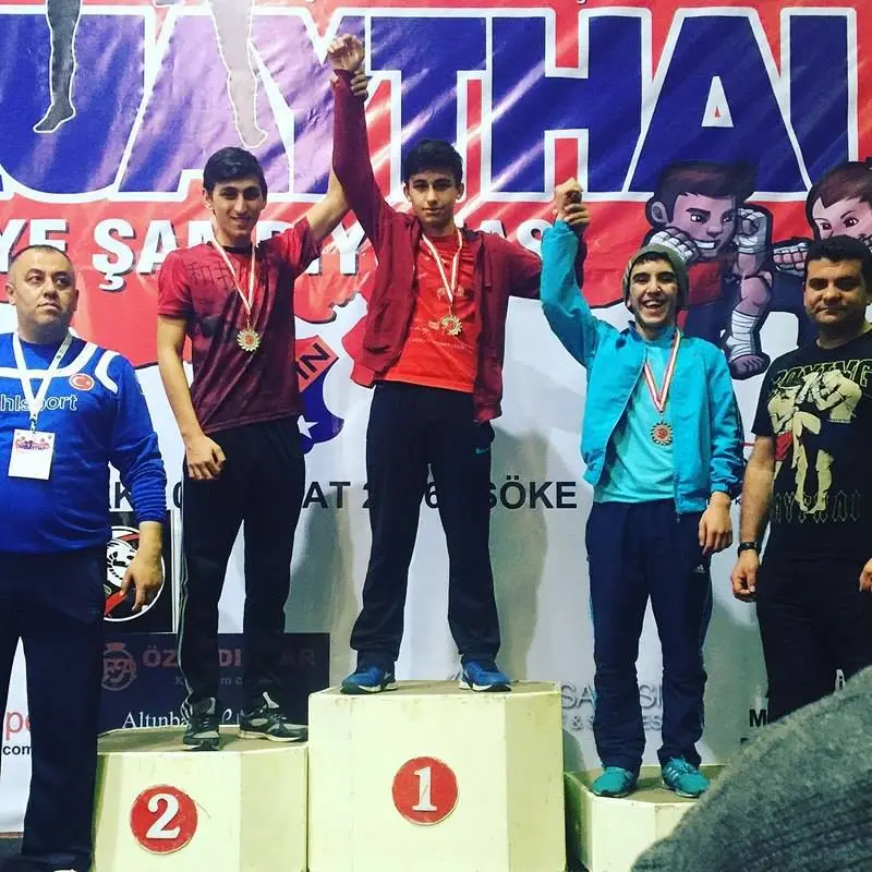 Haber: Koz kardeşler muay thai Türkiye Şampiyonasında fırtına gibi esti. - Galeri-1