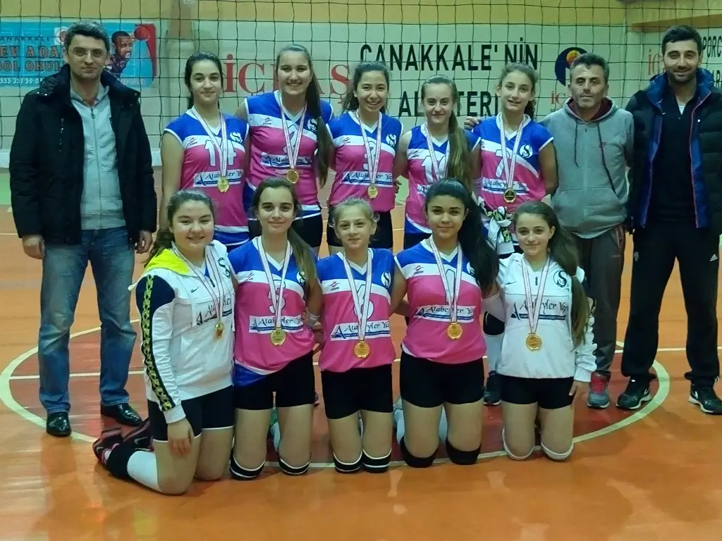 Haber: Şehit Mahmutbey’in Parlayan Yıldızları - Öne Çıkan