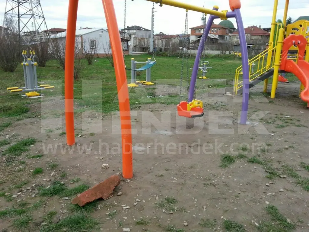 Haber: Haberhendek Okurumuzun Çocuk Parkı İsyanı - Galeri-4