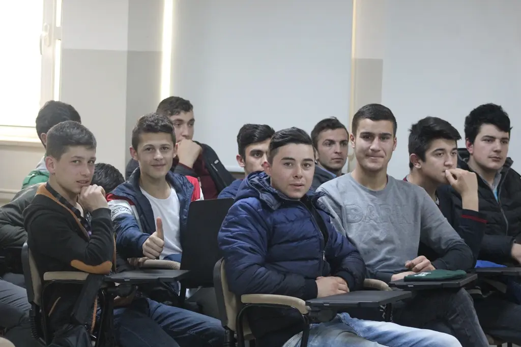 Haber: Polis, Öğrencilerden Yardım İstedi - Galeri-2