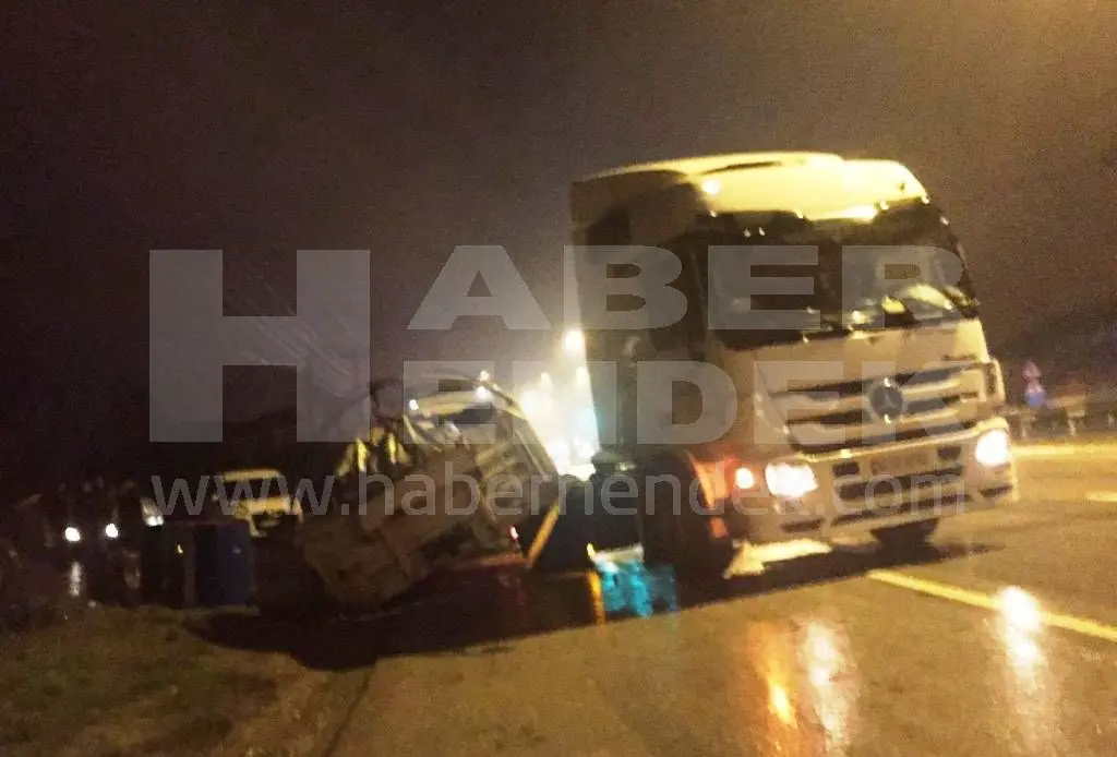 Haber: Seyir Halinde ki Tır’ın Dorsesi çıktı - Öne Çıkan