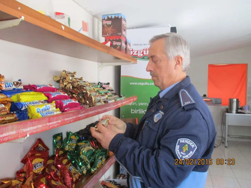 Haber: Zabıta Okul kantinlerini denetledi - Galeri-1