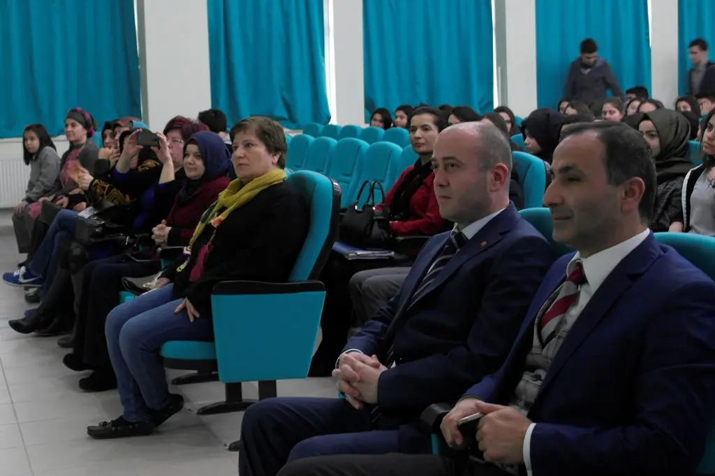 Haber: Sakarya Anadolu Lisesinden “Çölyak nedir? “ konulu konferans - Galeri-2