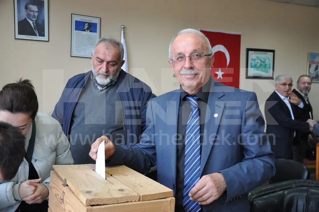 Haber: Kızılay Hendek Şubesinde Üçüncü Bağdatlı Dönemi - Galeri-5
