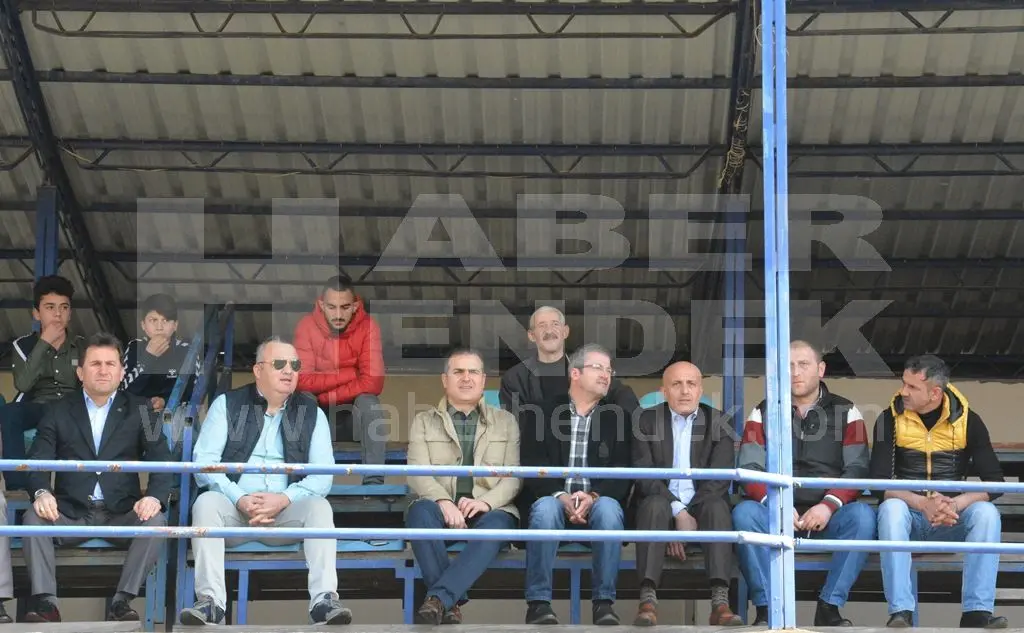 Haber: Hendek Boğazspor Süper Amatöre Göz Kırptı - Galeri-3