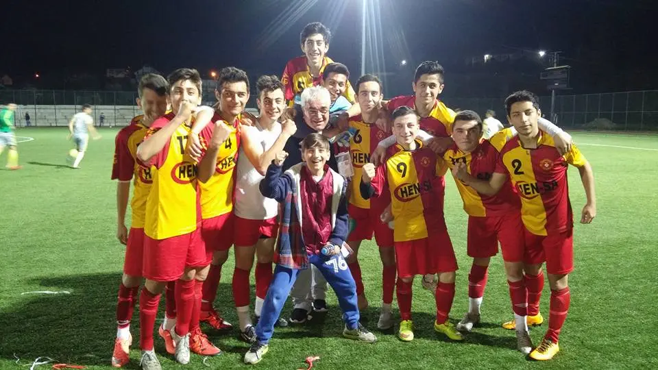 Haber: Akovaspor U 17 Showuna devam ediyor - Öne Çıkan