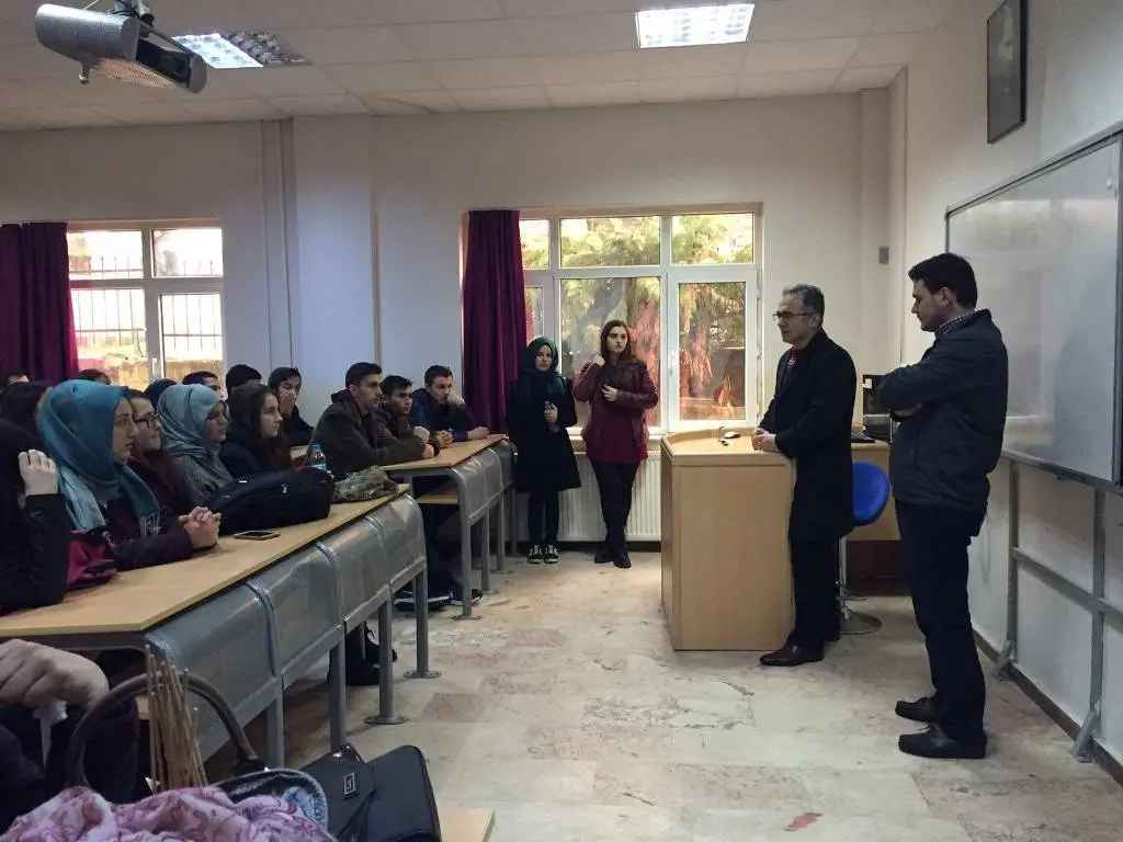 Haber: Akyazı Anadolu Lisesi Bayraktepede Moral Depoladı - Galeri-1