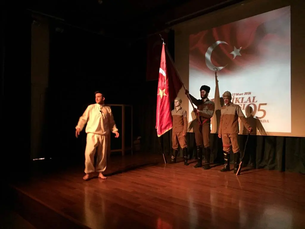 Haber: Öğrenciler İstiklal Marşının Kabulü programı düzenledi - Galeri-2