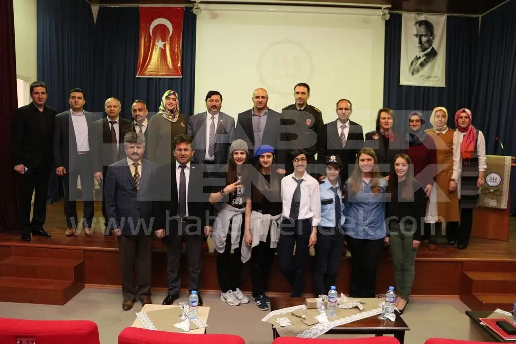 Haber: Hendek’te Tüketici Haftası Kutlandı - Öne Çıkan