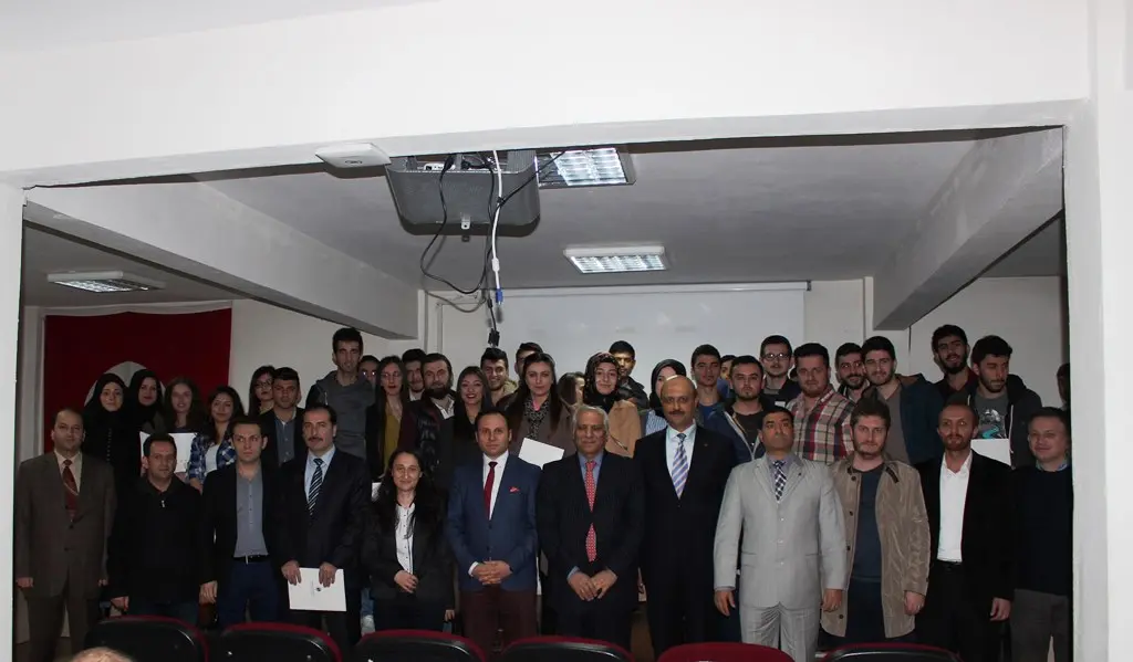 Haber: Hendek MYO’da Onur Öğrencileri Törenle Belgelerini Aldı - Öne Çıkan