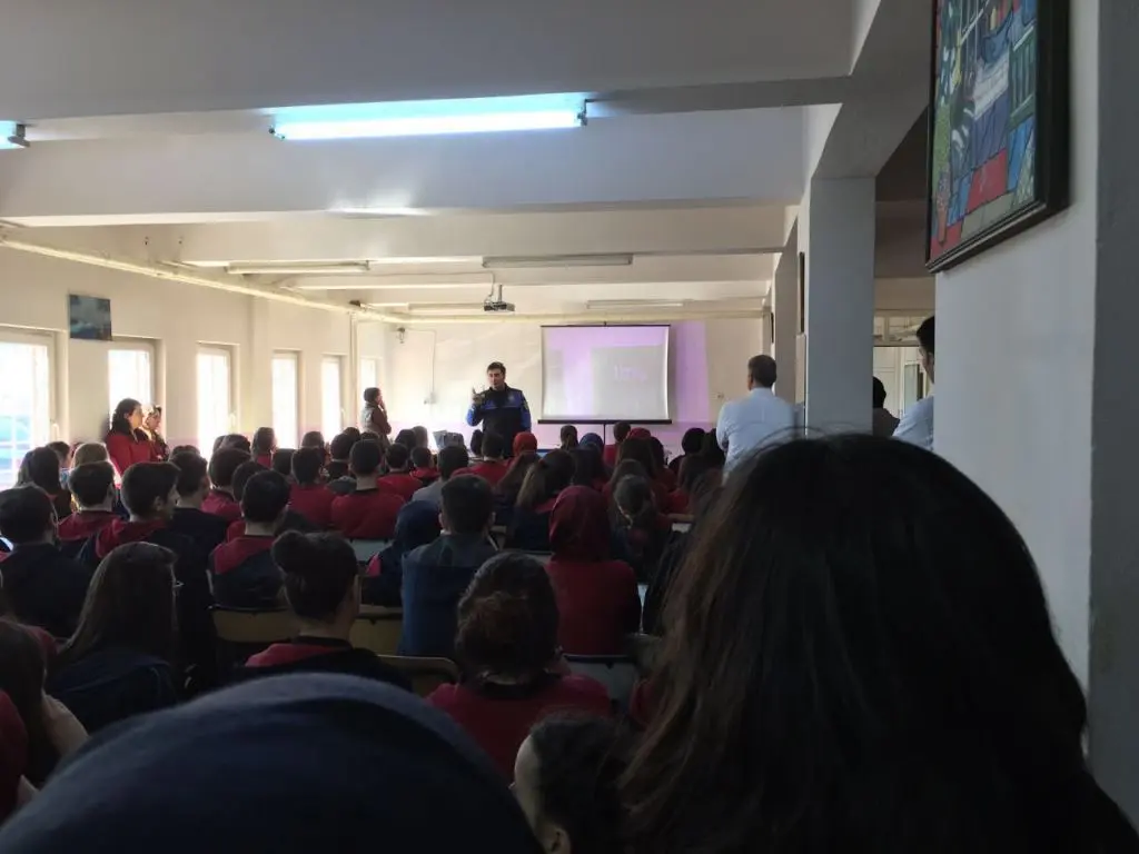Haber: Bağımlı Olan Kişinin Hayalleri Yıkılır - Galeri-2