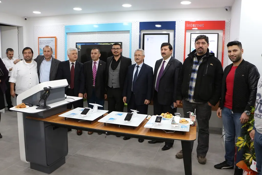 Haber: Yenilenen Türk Telekom Hendek Şubesi Açıldı - Galeri-3