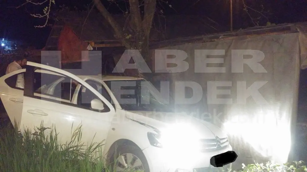 Haber: Polisten Kaçtı Bahçeye Uçtu - Galeri-1