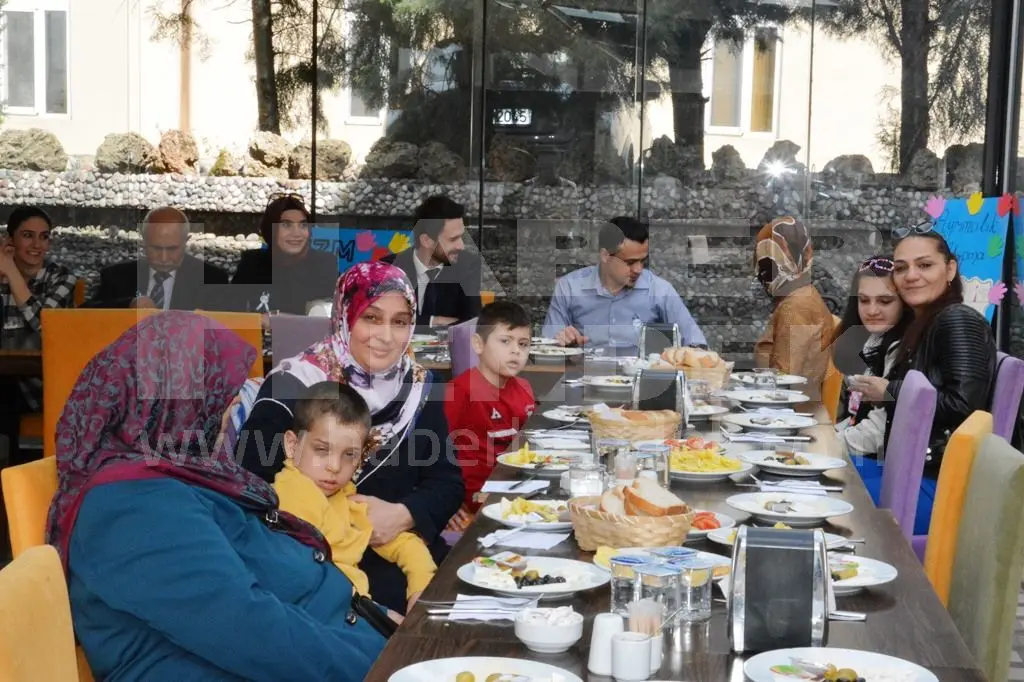 Haber: Otizm Farkındalık Gününde Buluştular - Galeri-3