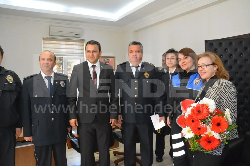 Haber: Hendek Emniyeti Polis Haftasında Protokolü Ziyaret Etti - Galeri-3