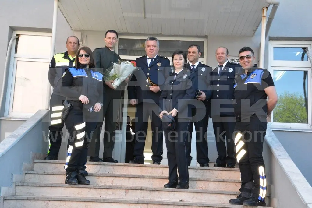 Haber: Hendek Emniyeti Polis Haftasında Protokolü Ziyaret Etti - Galeri-2