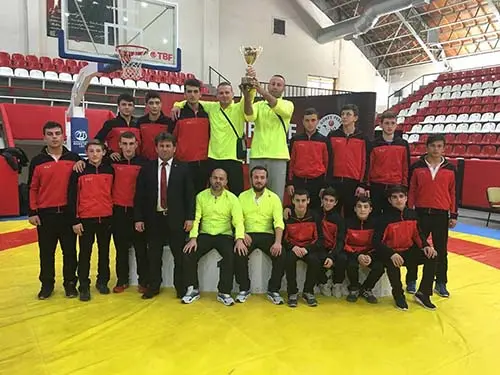 Haber: Hendekli Güreşçiler Uşak’ı Salladı - Galeri-1