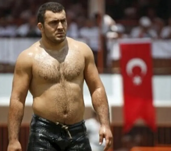 Haber: Başpehlivan Aykırı Akdeniz TV’de Canlı Yayın konuğu olacak - Öne Çıkan