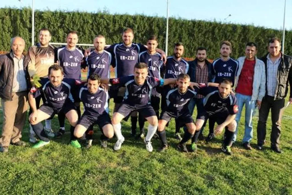 Haber: 2.OSB Futbol Turnuvası Start Aldı - Galeri-1