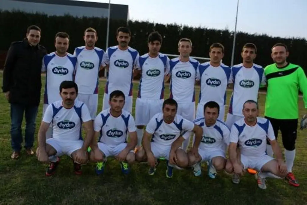 Haber: 2.OSB Futbol Turnuvası Start Aldı - Galeri-4