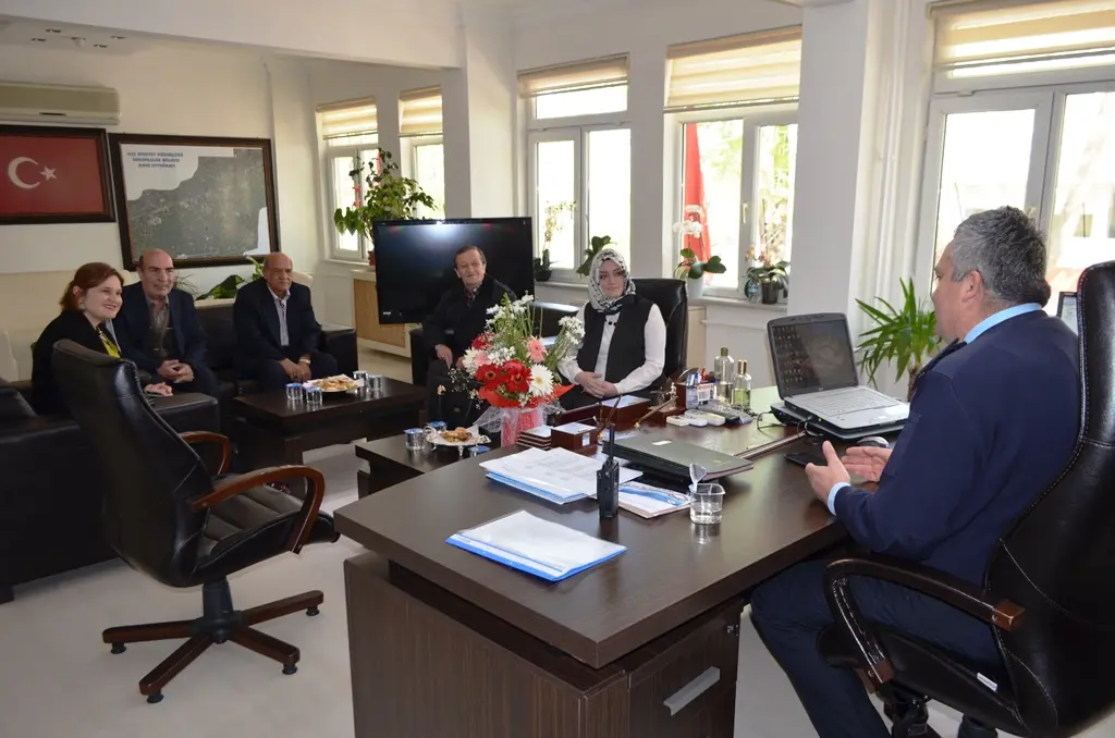 Haber: Huzur Evi Sakinleri Ve Öğrenciler, Emniyet Müdürü Baş'ı Ziyaret Etti - Galeri-2