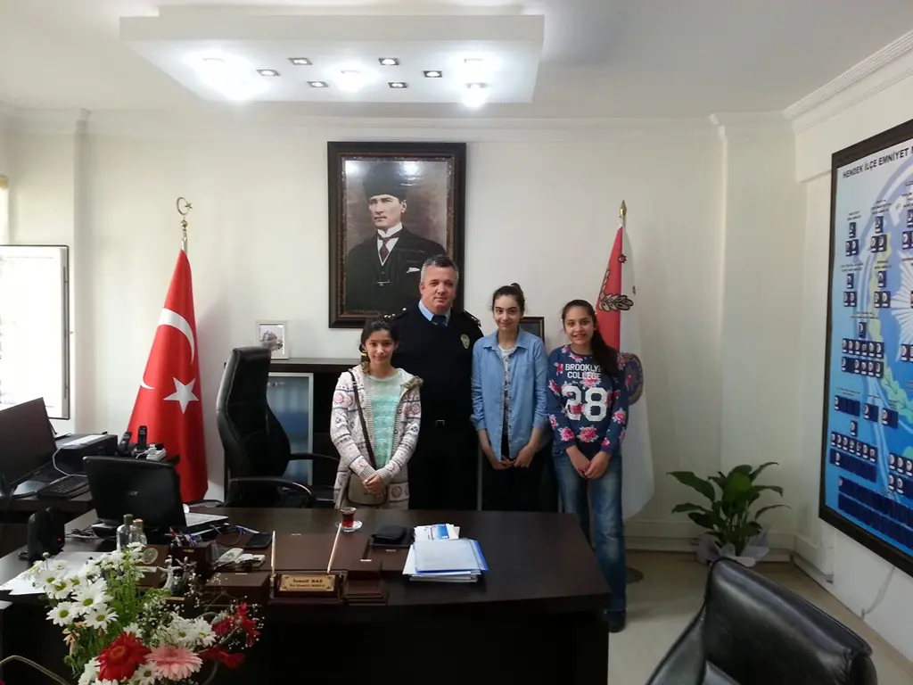 Haber: Huzur Evi Sakinleri Ve Öğrenciler, Emniyet Müdürü Baş'ı Ziyaret Etti - Galeri-1