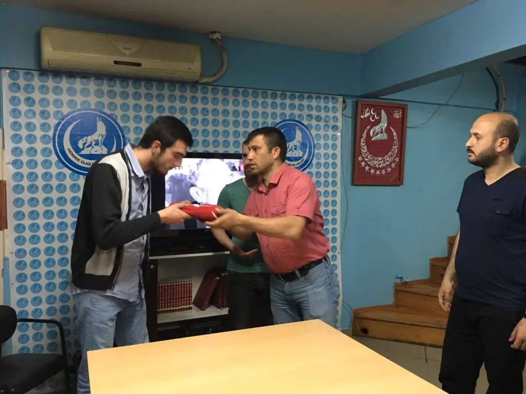 Haber: Ülkücüler Regaip Kandilinde Kuran-ı Kerim Okudu, Dualar Etti - Galeri-4