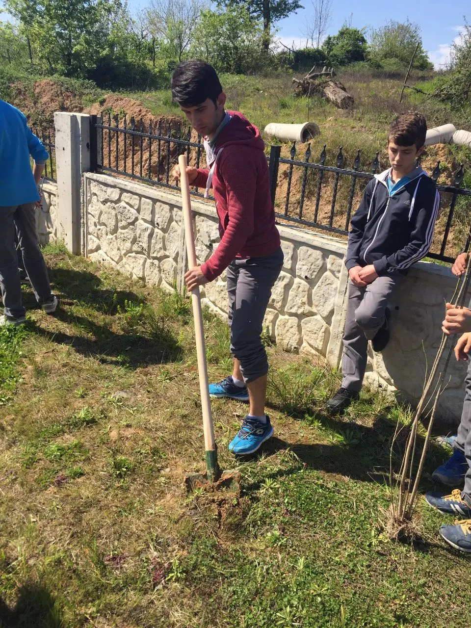 Haber: Hendek Mesleki Ve Teknik Anadolu Lisesi’nde Ağaç Dikme Seferberliği - Galeri-5