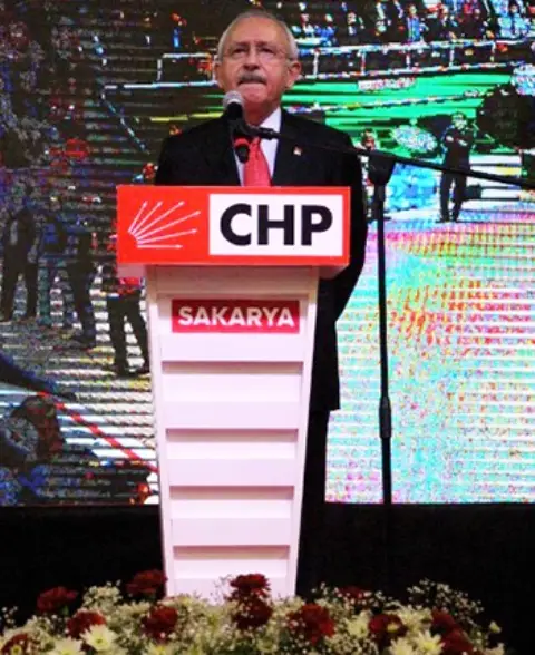 Kılıçdaroğlu Adapazarı'nda Halk Buluşmasında konuştu