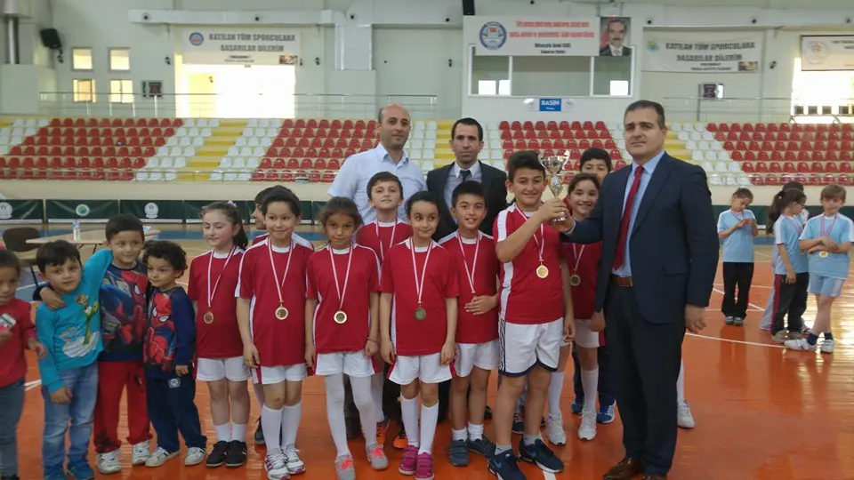 Haber: Yakan Top Birincisi Noksel İlkokulu Oldu - Galeri-1