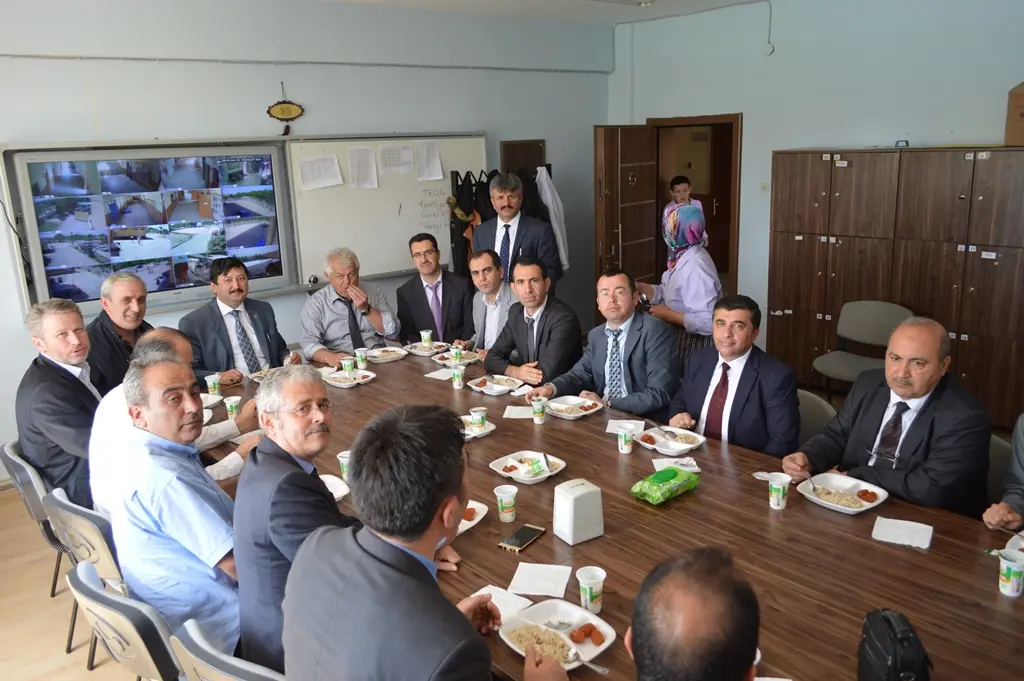 Haber: Atikehanım Ortaokulundan Kutlu Doğum Programı - Galeri-4