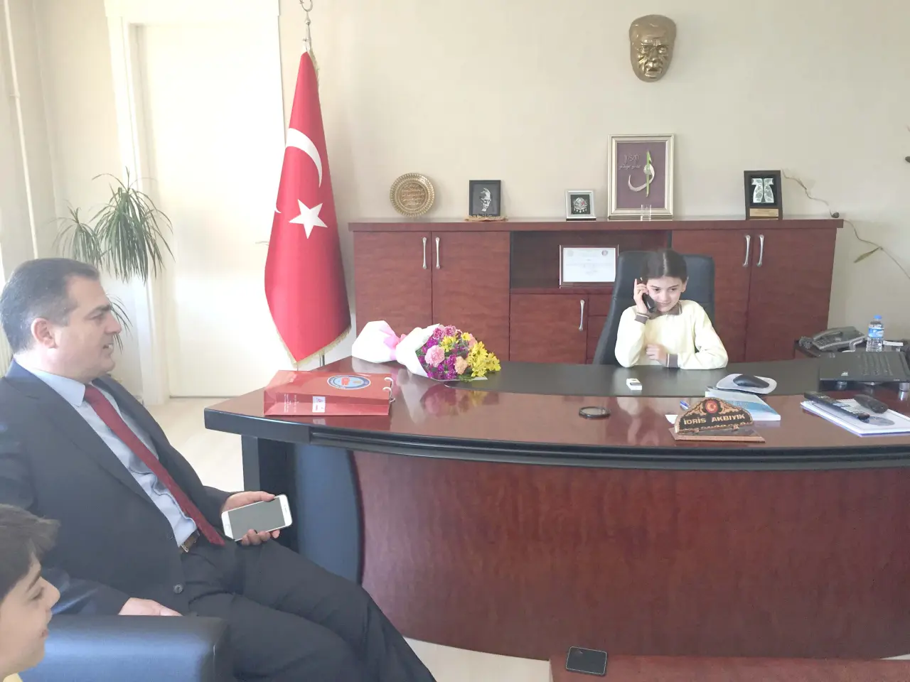 Haber: 23 NİSAN TEMSİLİ KAYMAKAMLIK DEĞİŞİMİ - Galeri-2