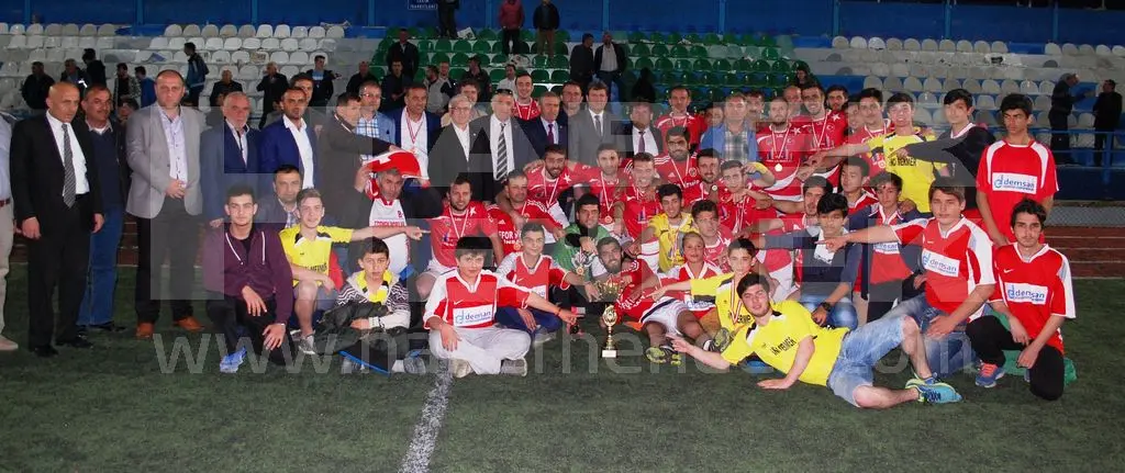 Haber: Büyük Kupayı da Alan Hendek Boğazspor'dan İkinci Zafer - Galeri-1