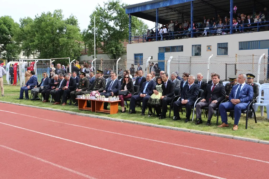Haber: Hendek’te 23 Nisan Coşkusu - Galeri-13